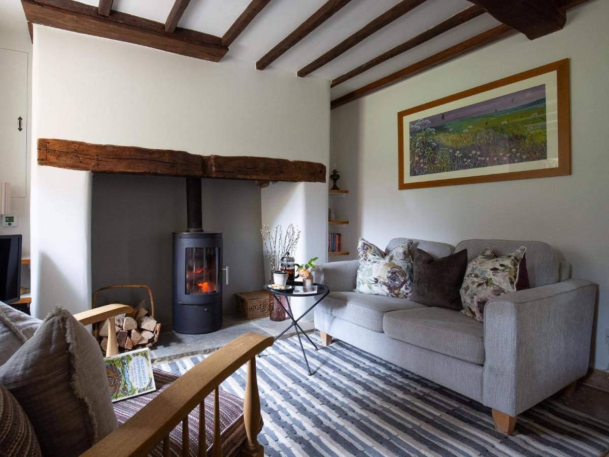 Climbing Rose Cottage - Dog Friendly - Peaceful Cotswold Cottage Adlestrop Eksteriør billede