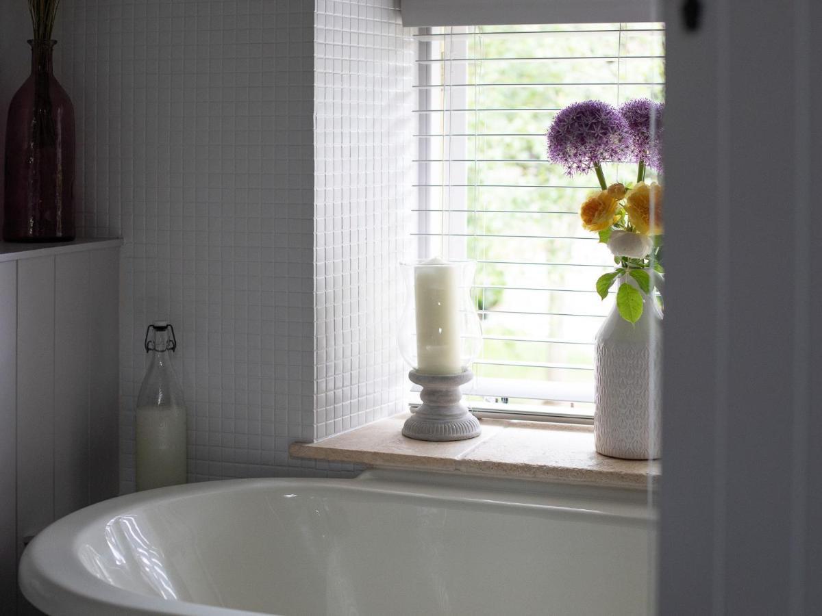 Climbing Rose Cottage - Dog Friendly - Peaceful Cotswold Cottage Adlestrop Eksteriør billede
