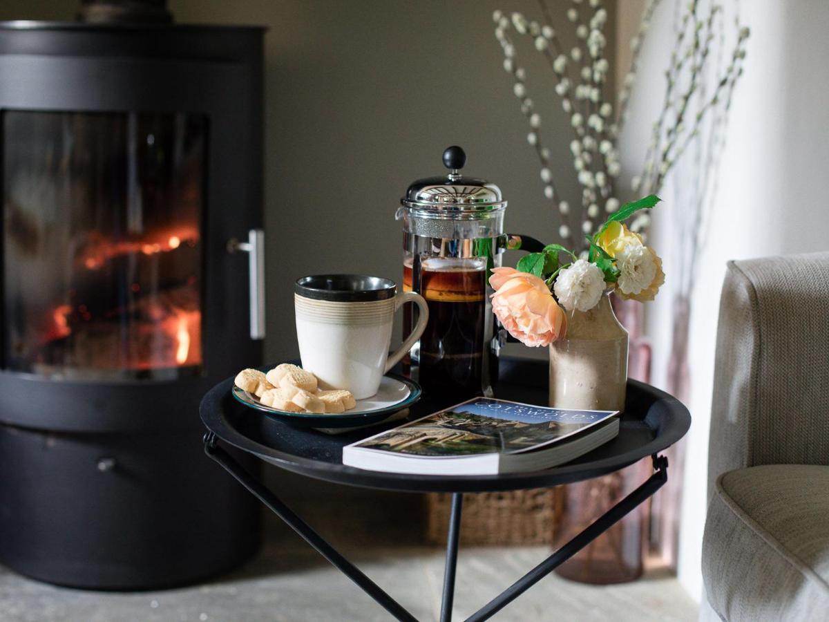 Climbing Rose Cottage - Dog Friendly - Peaceful Cotswold Cottage Adlestrop Eksteriør billede