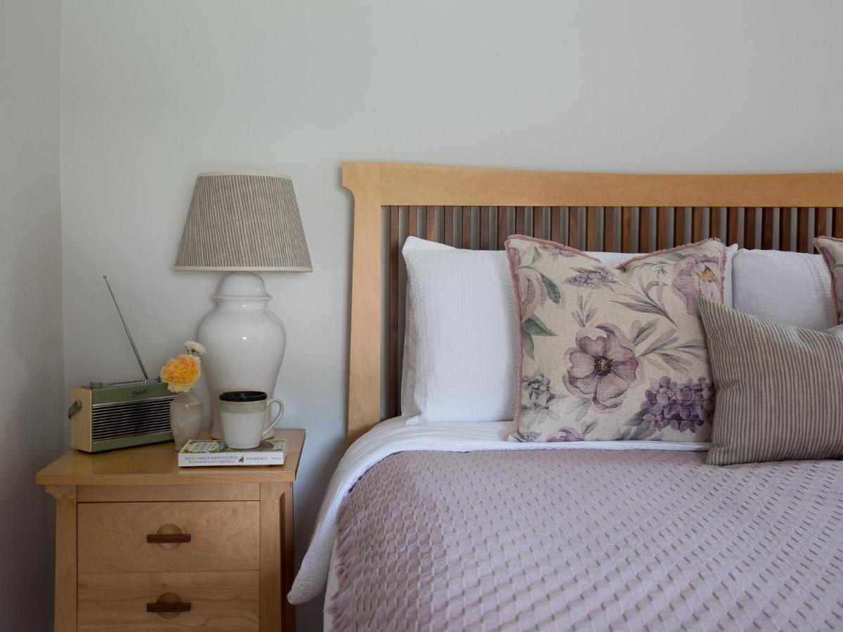 Climbing Rose Cottage - Dog Friendly - Peaceful Cotswold Cottage Adlestrop Eksteriør billede
